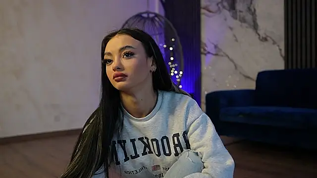 RachelRavee online show from April 2026 04:24:01 AM