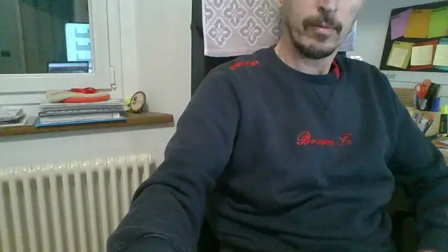 Kawayleo online show from May 2026 10:04:02 PM