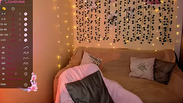 Evaa Braunn online show from November 2025 02:11:02 AM