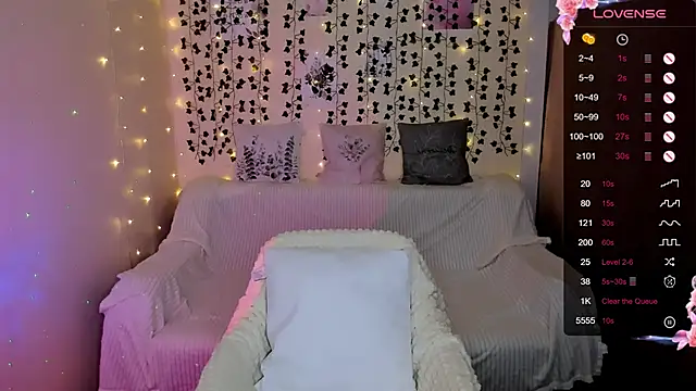 Evaa Braunn online show from November 2025 02:11:01 AM