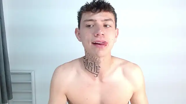 hot teo  online show from November 2025 11:23:02 AM