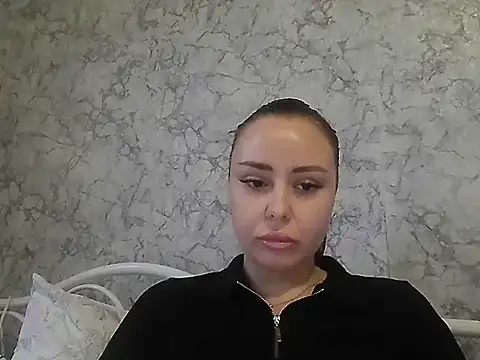 Snapshot of Qarivell chatting on February 2026 09:24:02 AM Qarivell online show from February 2026 09:24:02 AM