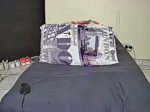 BustyDiva38 online show from October 2025 02:49:01 PM