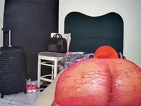 BustyDiva38 online show from October 2025 08:33:01 PM