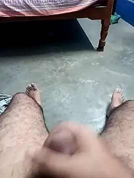 Snapshot of TrainedBend28 chatting on October 2025 07:14:02 PM TrainedBend28 online show from October 2025 07:14:02 PM