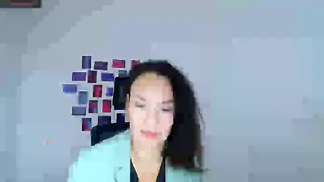 Rosie Rosee online show from January 2026 06:28:02 AM