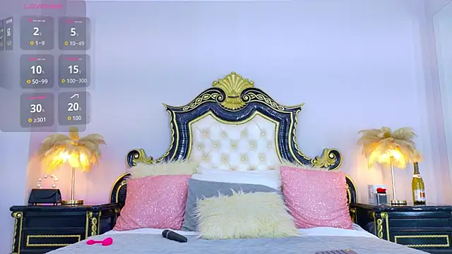 Snapshot of NikolJhones chatting on October 2025 01:22:02 PM NikolJhones online show from October 2025 01:22:02 PM