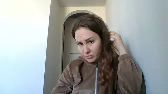 MeadowEyes online show from April 2026 02:01:02 PM