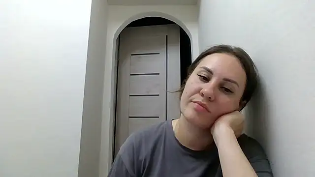 MeadowEyes online show from July 2026 06:39:02 PM