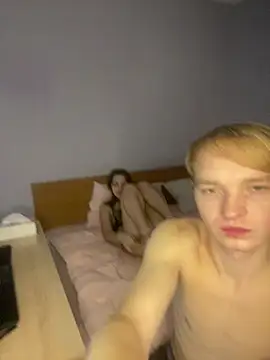 Snapshot of Dabi_002 chatting on January 2026 03:12:02 AM Dabi 002 online show from January 2026 03:12:02 AM