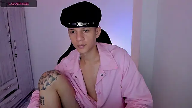 tylernova online show from April 2026 03:31:02 AM