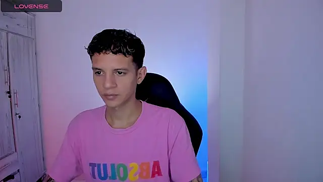 tylernova online show from May 2026 03:01:01 AM