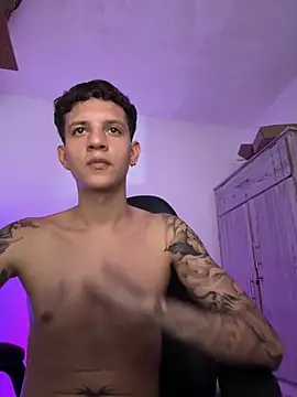 tylernova online show from May 2026 02:30:01 AM