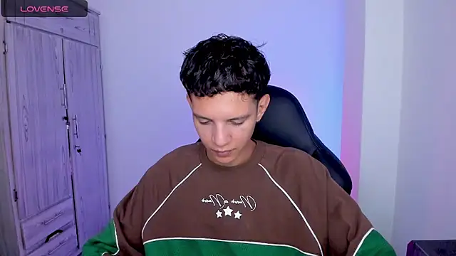 tylernova online show from May 2026 03:04:02 AM