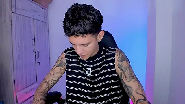 tylernova online show from May 2026 03:12:01 AM