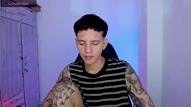 tylernova online show from May 2026 03:03:02 AM