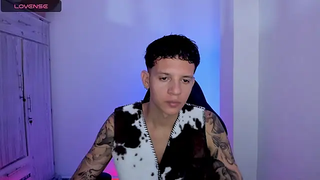 tylernova online show from May 2026 03:15:02 AM