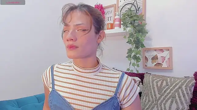 KassMonroe online show from December 2025 08:05:02 PM