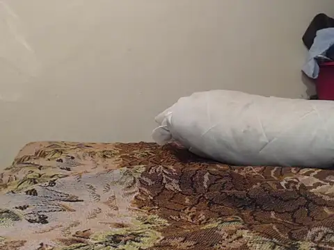 Snapshot of Gabby-Kinky chatting on October 2025 01:38:01 AM Gabby-Kinky online show from October 2025 01:38:01 AM