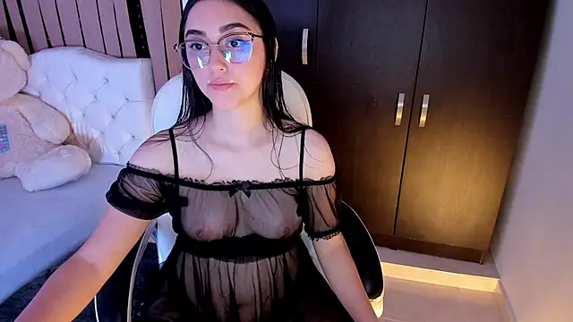 Snapshot of cute_angel4u chatting on October 2025 11:05:02 PM cute angel4u online show from October 2025 11:05:02 PM