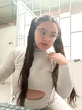 Snapshot of sofia_athome chatting on October 2025 07:23:01 PM sofia athome online show from October 2025 07:23:01 PM