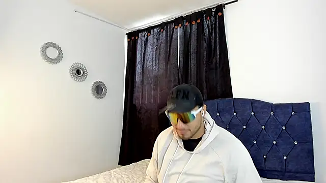 LoganRyder online show from November 2025 12:06:02 PM