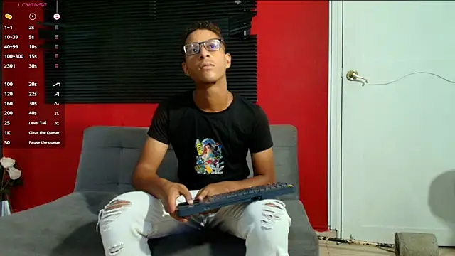 Yeps pluss online show from November 2025 10:41:02 PM