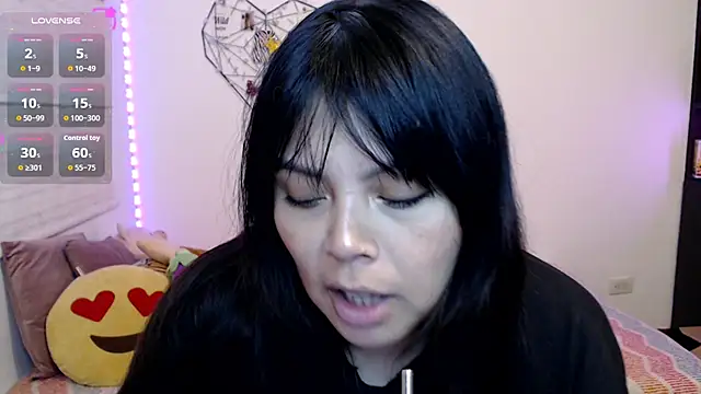 EllieMoonX online show from July 2026 12:20:01 AM