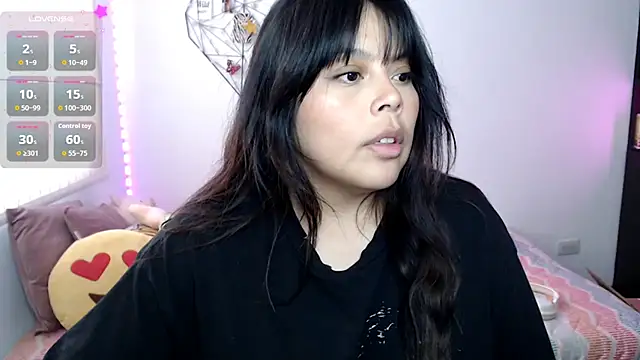 EllieMoonX online show from July 2026 10:31:01 PM