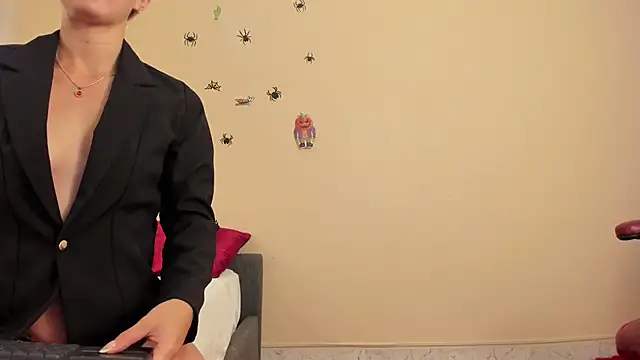 AngeBrooks online show from October 2025 12:22:02 PM