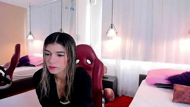 AngeBrooks online show from November 2025 12:05:01 PM