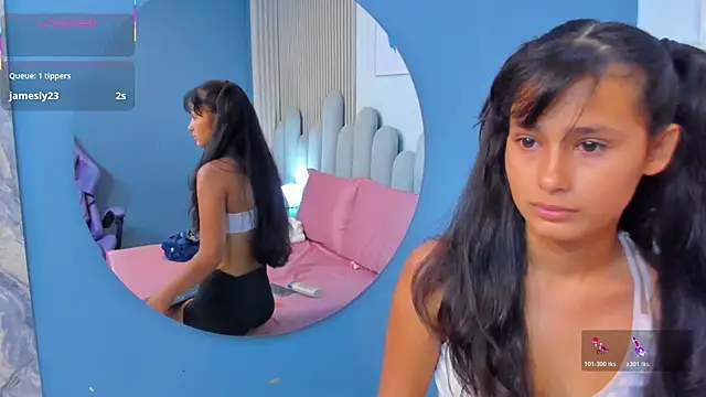 luly dreams online show from April 2026 11:56:02 AM