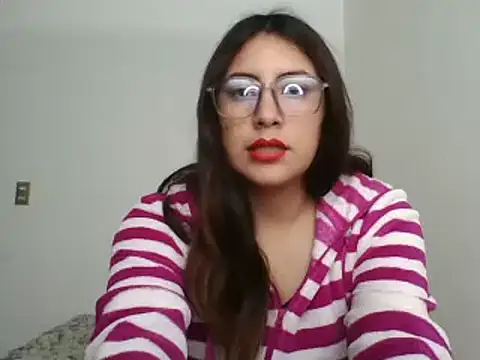 Snapshot of Mar_00c chatting on October 2025 03:23:02 PM Mar 00c online show from October 2025 03:23:02 PM