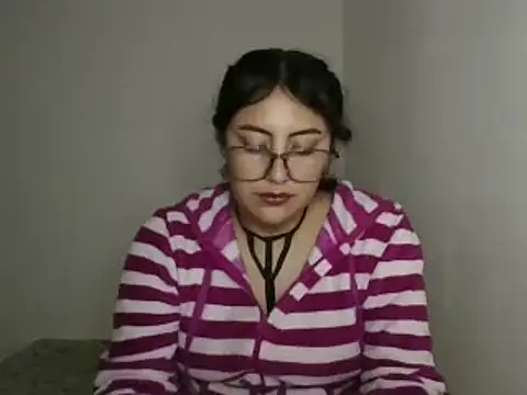 Snapshot of Mar_00c chatting on October 2025 05:32:01 AM Mar 00c online show from October 2025 05:32:01 AM