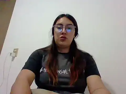 Snapshot of Mar_00c chatting on October 2025 05:46:01 AM Mar 00c online show from October 2025 05:46:01 AM