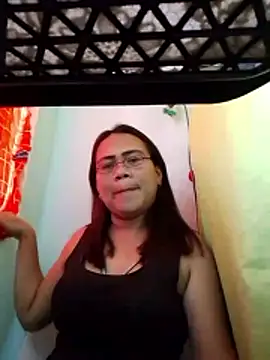 Snapshot of erma_joy chatting on January 2026 03:43:02 AM erma joy online show from January 2026 03:43:02 AM