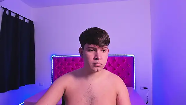 Snapshot of bryan_master77 chatting on October 2025 05:16:01 AM bryan master77 online show from October 2025 05:16:01 AM