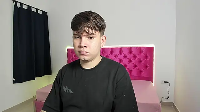 Snapshot of bryan_master77 chatting on October 2025 03:16:01 AM bryan master77 online show from October 2025 03:16:01 AM