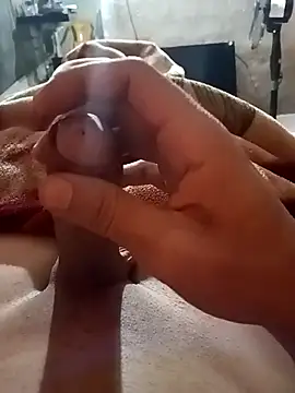 Snapshot of Brunim1869 chatting on February 2026 05:37:01 AM Brunim1869 online show from February 2026 05:37:01 AM