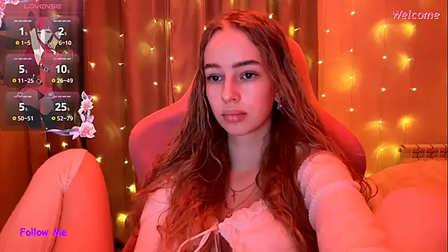 LunaCrave online show from January 2026 06:35:01 PM