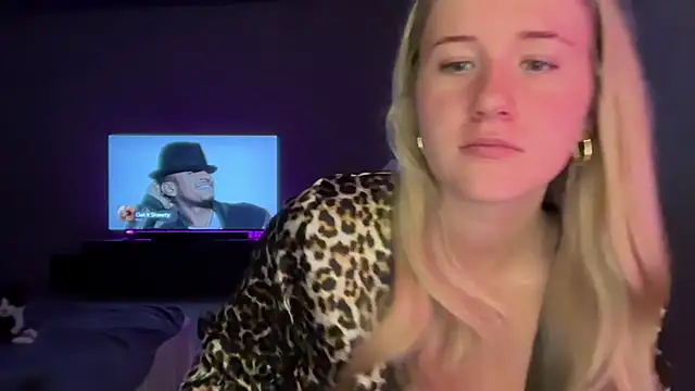 itssosierra online show from June 2026 04:37:02 AM