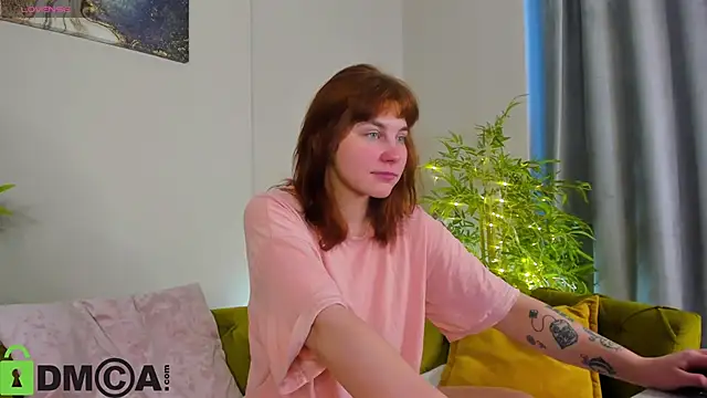 Rene Shine online show from November 2025 09:22:01 AM