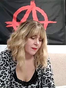 Amelialove42 online show from March 2026 07:08:01 PM