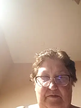 Snapshot of Katherine735 chatting on June 2026 09:54:02 PM Katherine735 online show from June 2026 09:54:02 PM