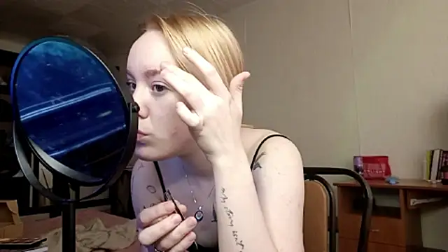 Snapshot of JennyRass chatting on December 2025 07:49:01 AM JennyRass online show from December 2025 07:49:01 AM