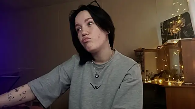 Snapshot of JennyRass chatting on December 2025 08:23:01 AM JennyRass online show from December 2025 08:23:01 AM