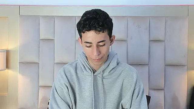 Zahir Ashar online show from March 2026 11:21:02 PM