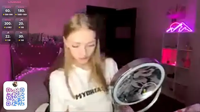 EvaPeace online show from February 2026 07:09:02 PM