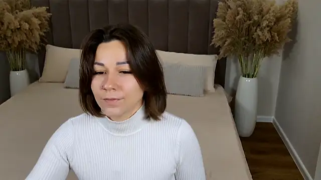 EdenSolis online show from November 2025 09:08:02 AM