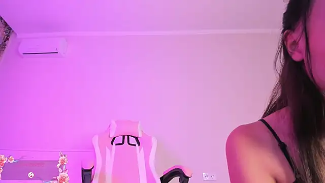 amayaa mawo online show from October 2025 07:37:01 PM